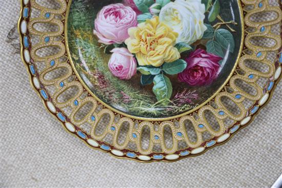 An early 19th century Spode cabinet plate with fruit and flowers,